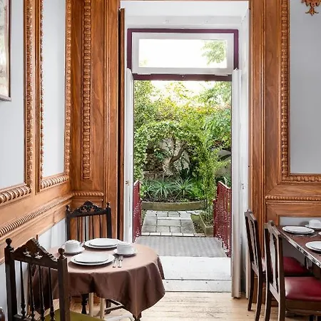 O Jardim Da Tessa B&B 리스본